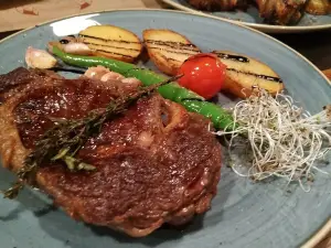 Kiku Steak & Wine