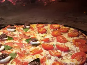 Fornazzo Pizzaria