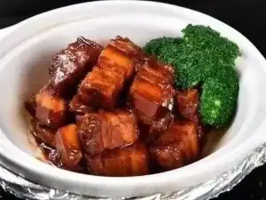 广东小厨(天鹅湖小镇店)