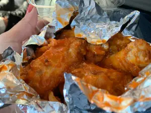 Jalapeños Pizza & Wings