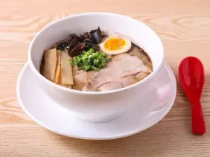 Popular Must-Visit Restaurants in Fukuoka