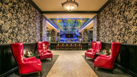 Peacock Room Lounge in Spokane