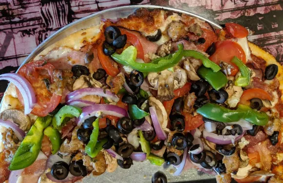 Trackside Pizza