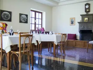 Taverna Armoloi