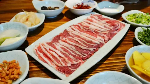 清真德顺祥铜锅涮羊肉(新华联店) in Xining