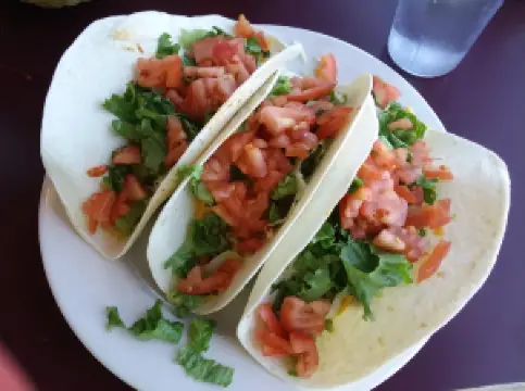 Roadies Restaurant and Bar