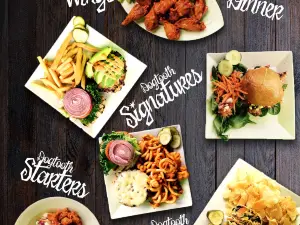 Dogtooth Bar & Grill
