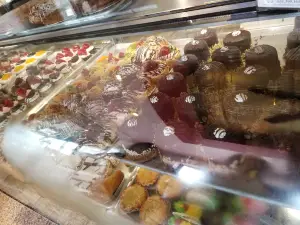 Frank & Son Bakery