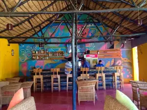 Everest Restaurant and Bar