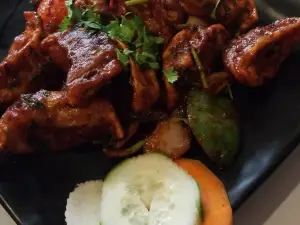 Sherpa Kitchen (Restaurant & Bar)