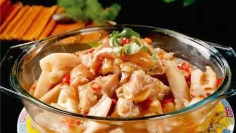 刘三姐酸菜蹄花 in 주자이거우