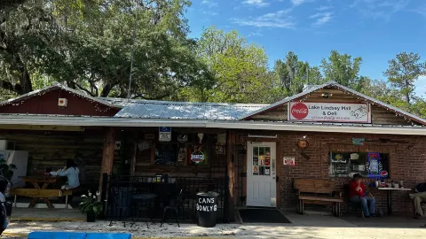 The Lake Lindsey Mall & Deli in Hernando County