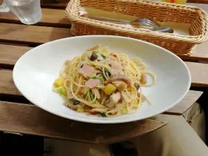 Fukubishi Kagerou Café