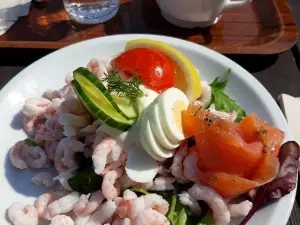 Vastra Kajen Ship Cafe