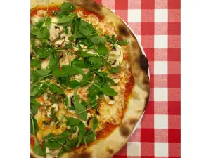 La Piccola Trattoria
