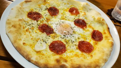 Pizzeria Wadachi in อะโซะ