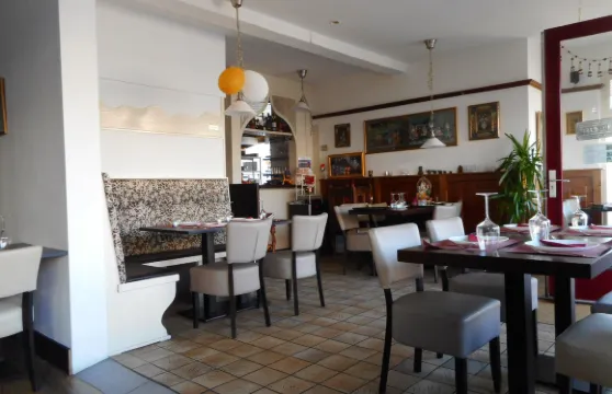 Sunand Anglo-Indian Restaurant