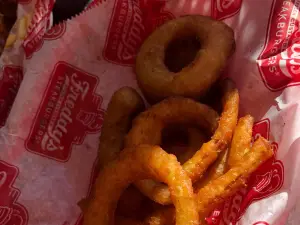 Freddy's Frozen Custard & Steakburgers