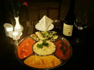 Voujon Cafe