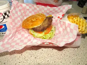 Boomer's Drive-In