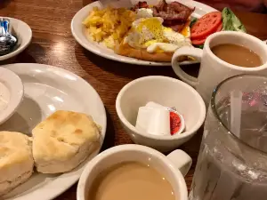 Cracker Barrel Old Country Store