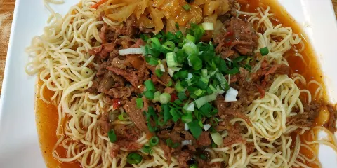 Salam Noodles