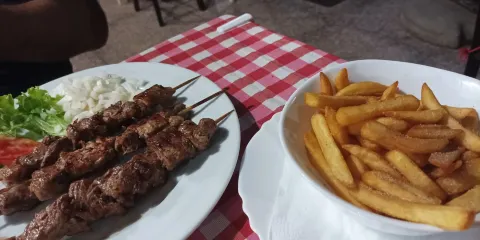Pizza restaurant Kafana Kuzina