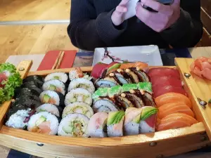 Nami Sushi Mol