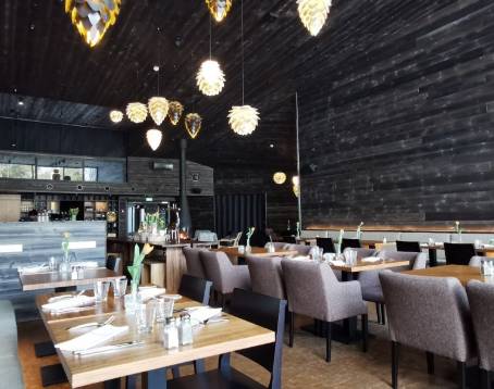 Rakas Restaurant & Bar