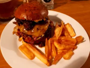 KARLS grill 'n' bar