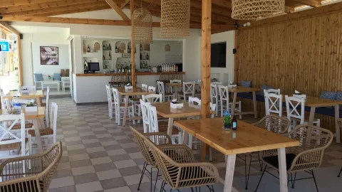 Nick's Restaurant beach Bar in 코스