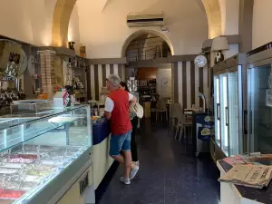 Latteria - Caffe Storico