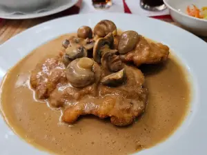 PINGSDORFER - Hof Restaurant und Biergarten