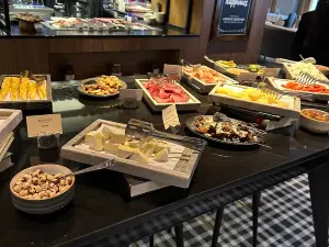 Distrikt Bar & Kitchen