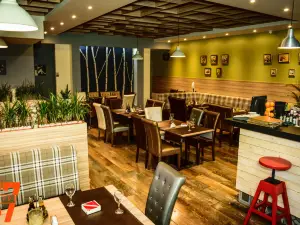 Bistro 27