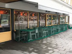 Bistro Garros