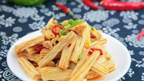 平江县三毛炒粉(鼎富广场店) in Bình Giang