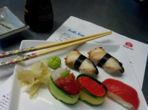 Sapporo Sushi & Wok