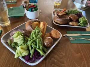 Coach & Horses Chepstow Bed & Breakfast in Pub