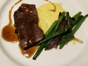 Annie Gunn's Restaurant