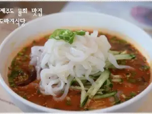 한식당 도라지