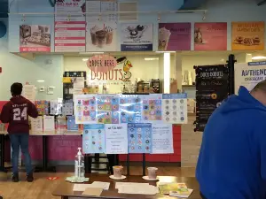 Duck Donuts - Clark Circle Shopping Plaza