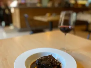 Elías Bodega Bar