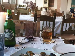 Raeti Taverna Restaurant