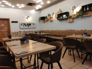 nejen DVOREK restaurace