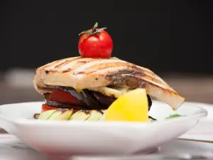 Perla Gastronomy Art - Restaurant & Bar - Novi Mall