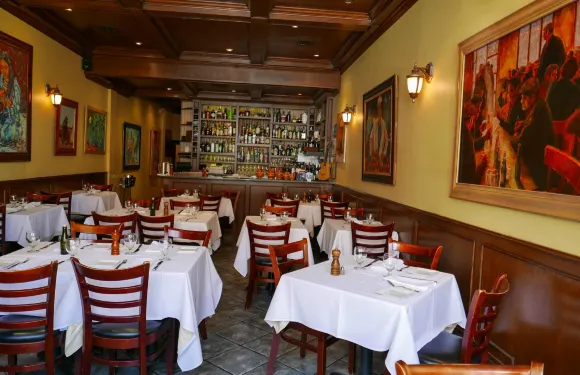 Bistro 12