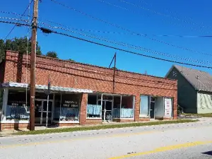 Shirley's Soul Food Cafe