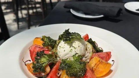 Swirl Wine bar in 索倫