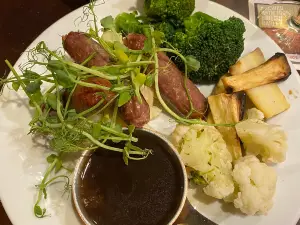 No. 1 Hotel and Wine Lounge